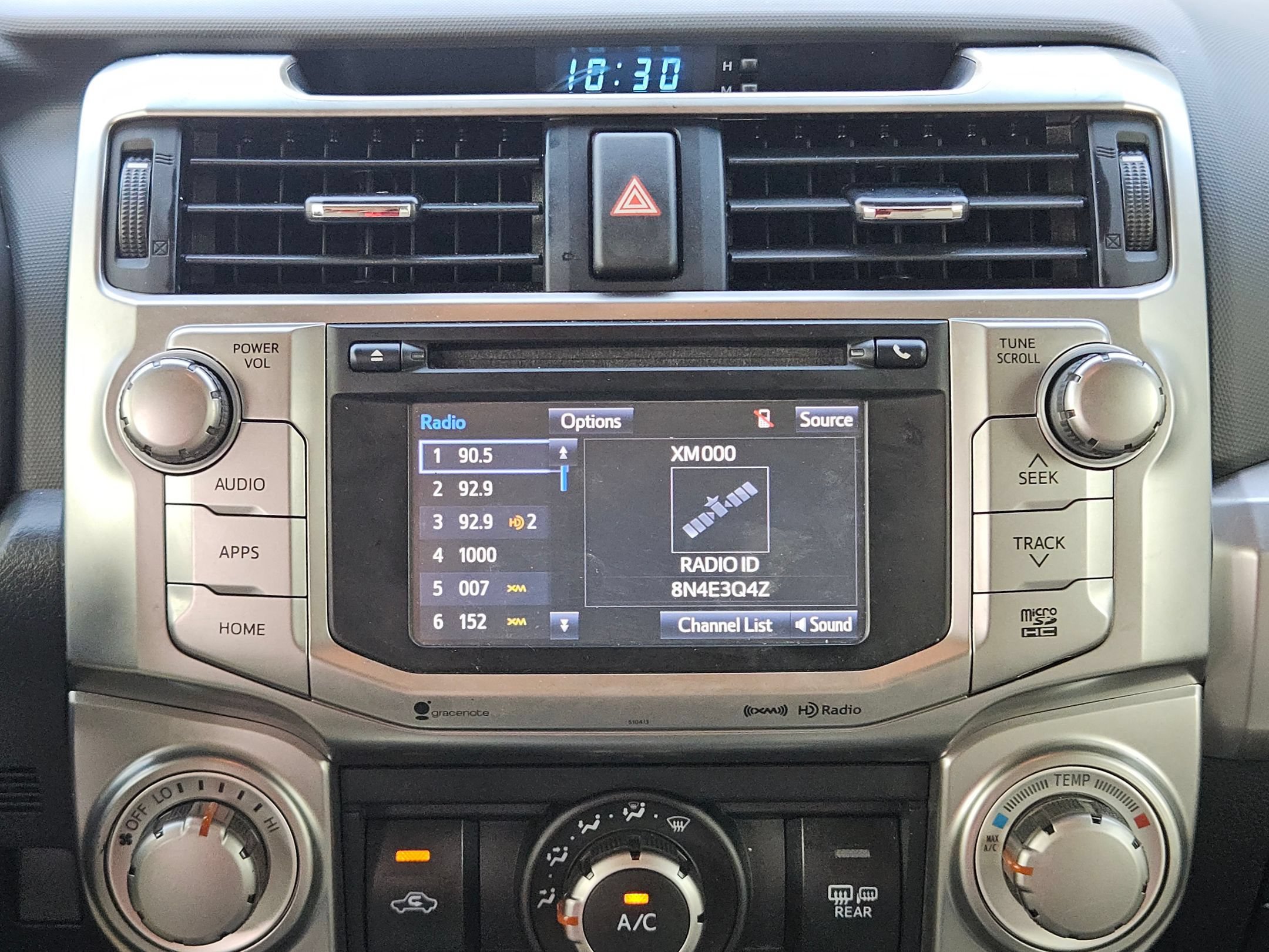 Used 2019 Toyota 4Runner SR5 Premium AWD/4WD image 17