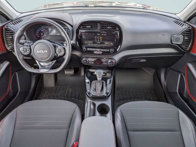 Used 2022 Kia Soul Turbo FWD image 13