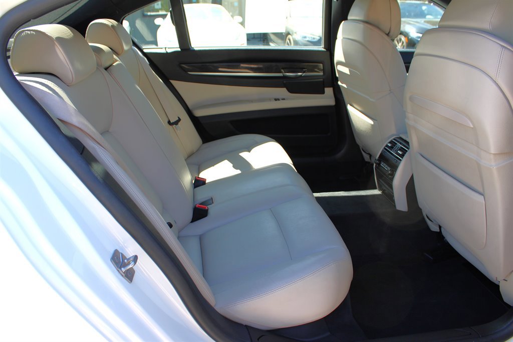 Used 2012 BMW 750Li image 20