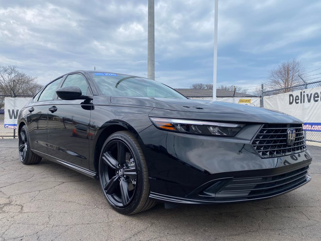 Used 2025 Honda Accord Sport image 30