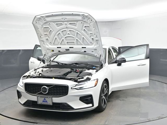 Used 2024 Volvo S60 B5 Ultimate image 52