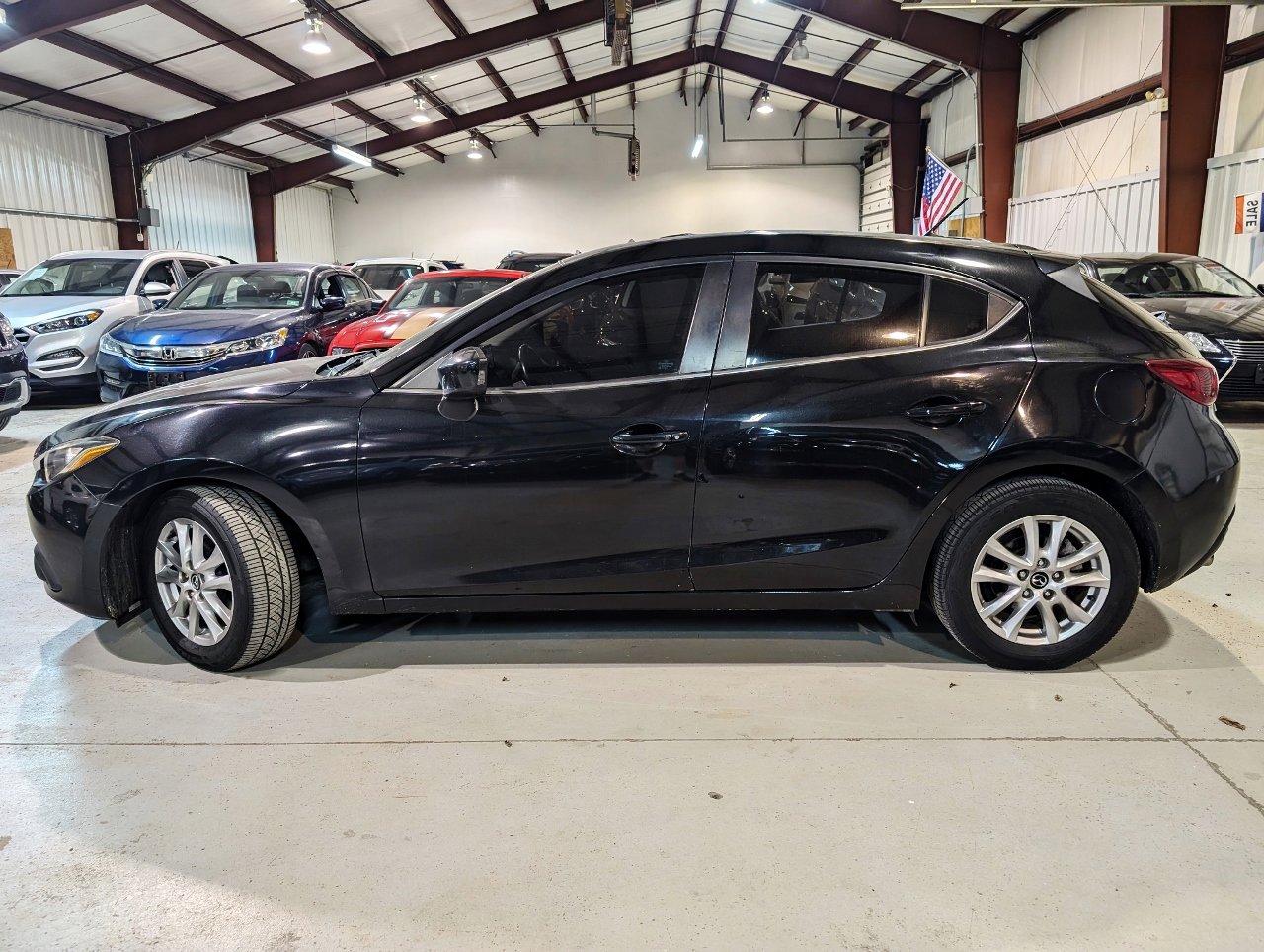 Used 2016 MAZDA MAZDA3 i Touring image 5