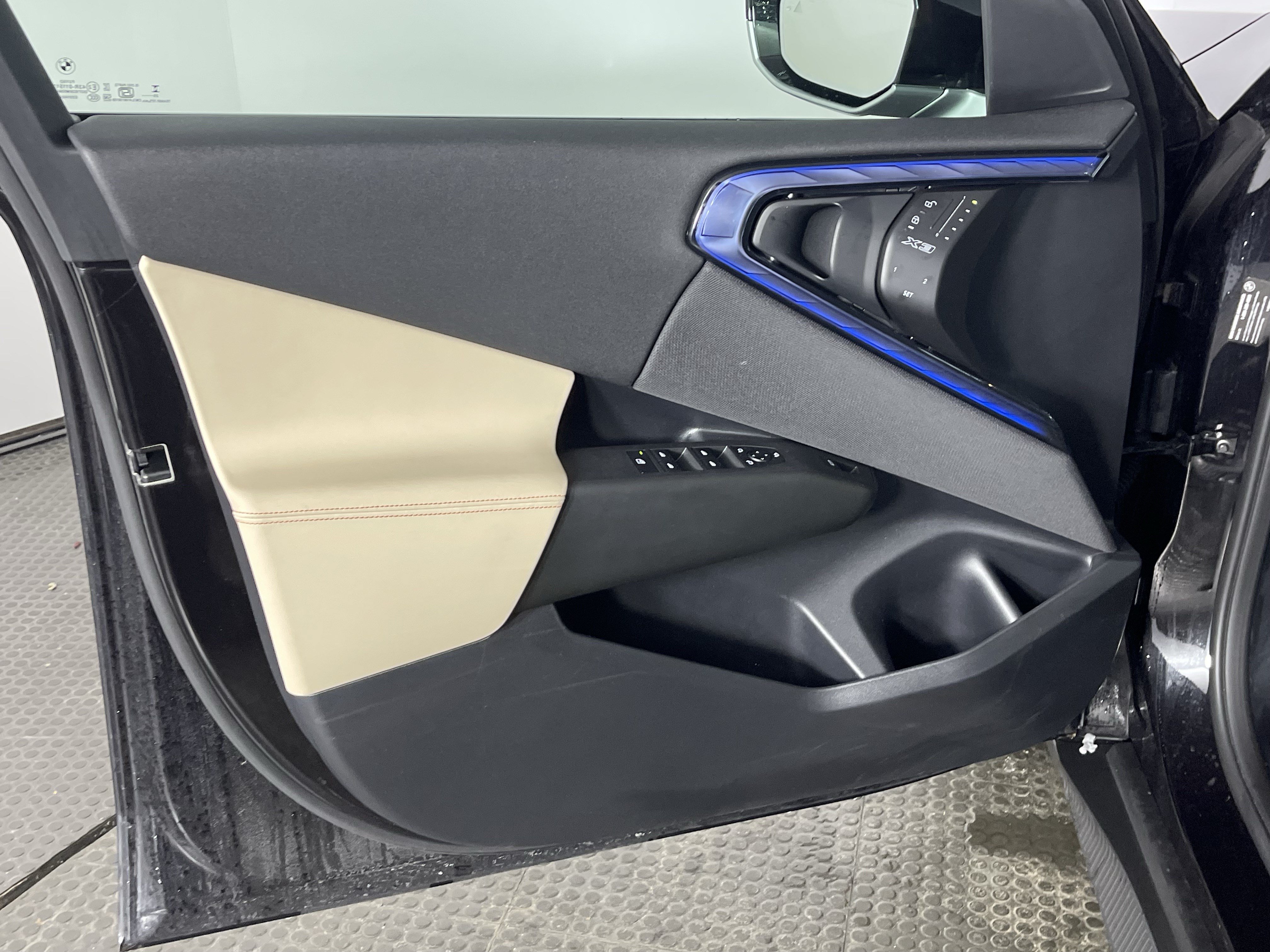 Certified 2025 BMW X3 xDrive30i w/ Premium Package AWD/4WD image 10