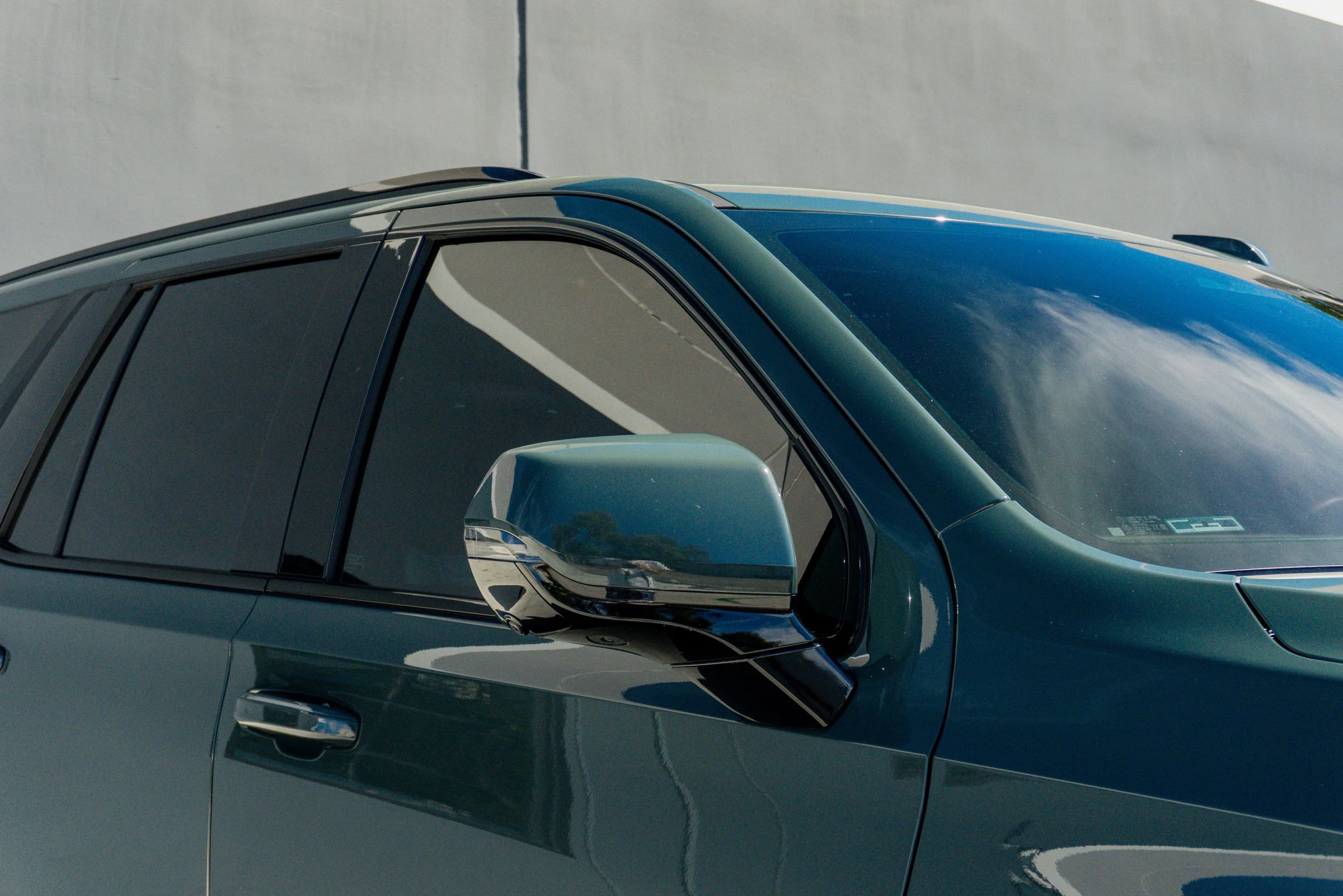 Used 2025 Cadillac Escalade V w/ LPO, ONYX Package AWD/4WD image 34