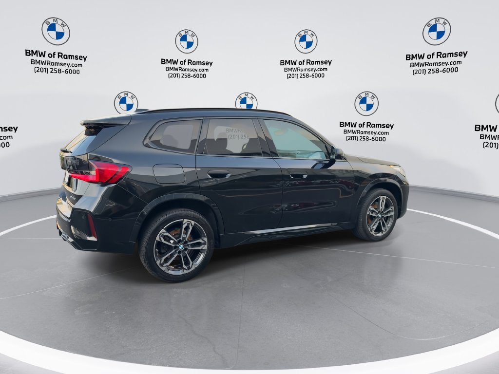 Used 2023 BMW X1 xDrive28i w/ Premium Package AWD/4WD image 8