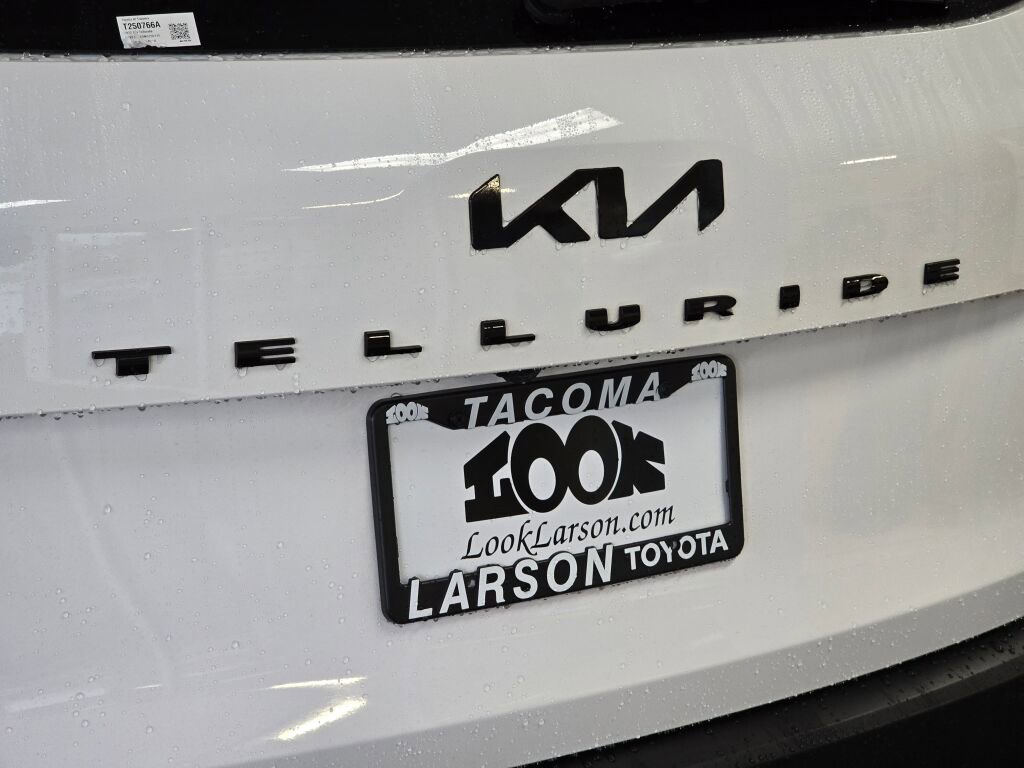 Used 2022 Kia Telluride EX w/ EX Premium Package image 15