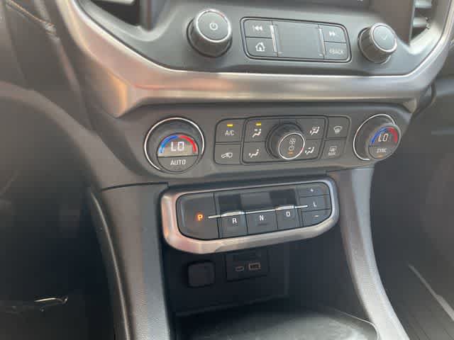 Used 2021 GMC Acadia AT4 w/ Trailering Package AWD/4WD image 27