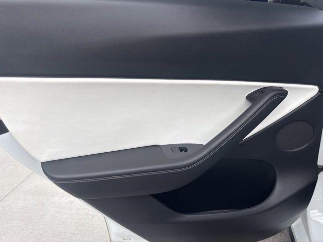 Used 2021 Tesla Model Y Performance image 19