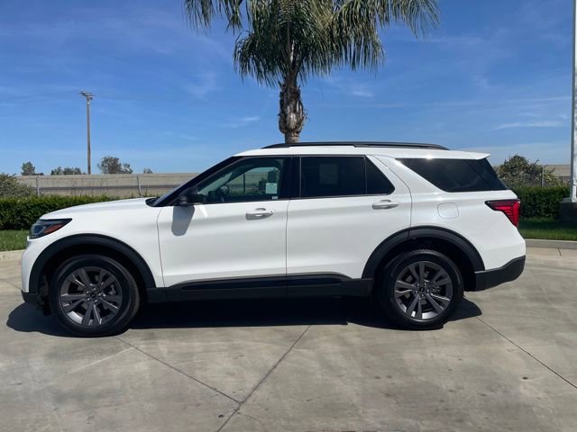New 2026 Ford Explorer Active w/ Active Comfort Package AWD/4WD image 2