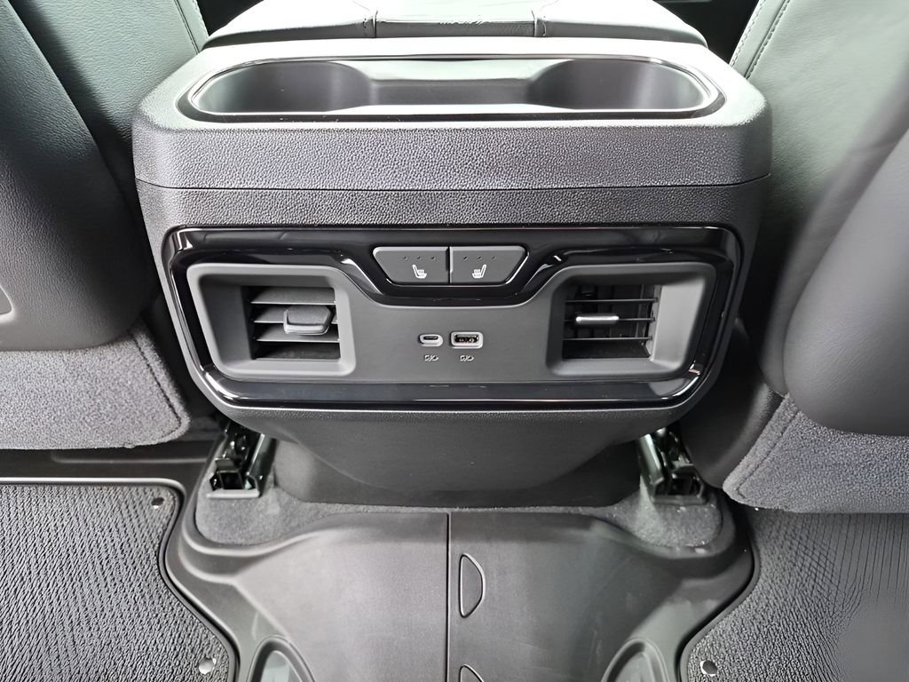 Used 2026 GMC Sierra 2500 AT4X w/ LPO, Black Badging Package image 21