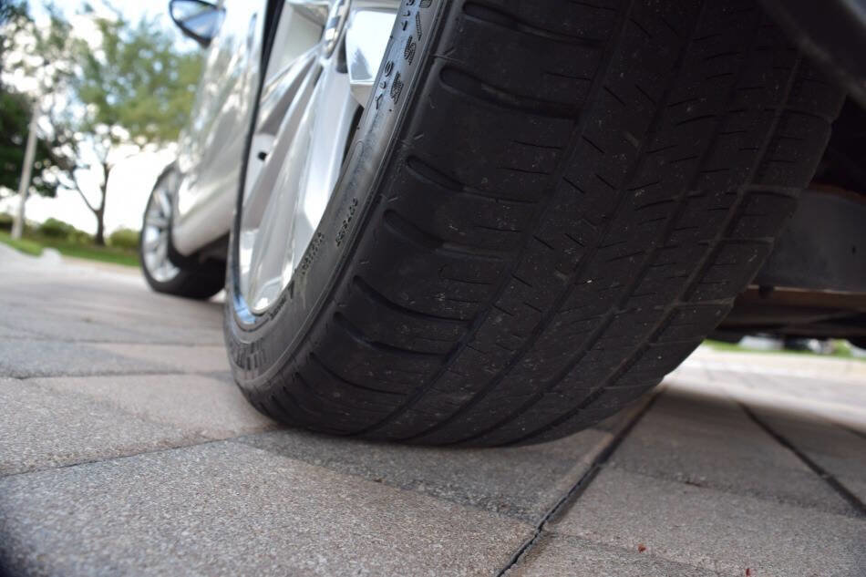 Used 2013 Volkswagen Golf TDI image 86