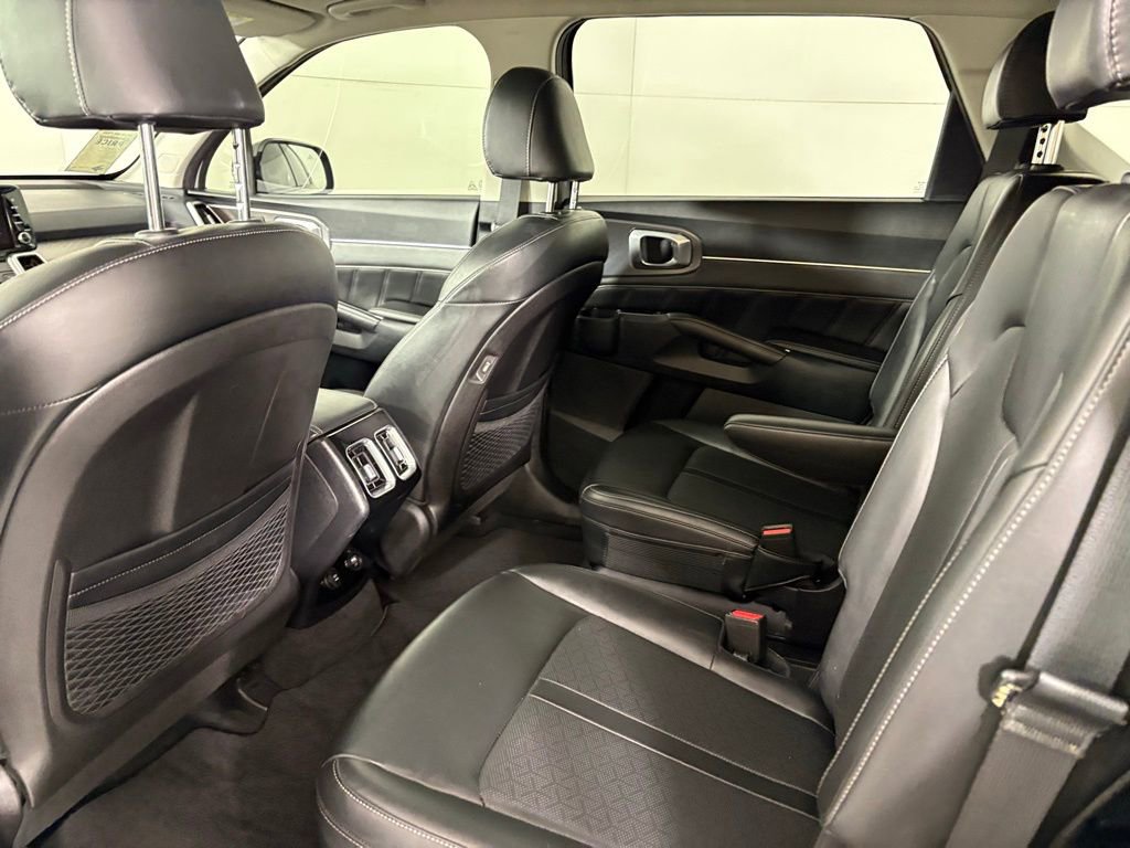 Used 2022 Kia Sorento SX image 39