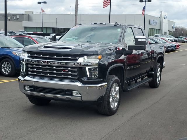 Used 2021 Chevrolet Silverado 2500 LTZ w/ LTZ Premium Package image 2