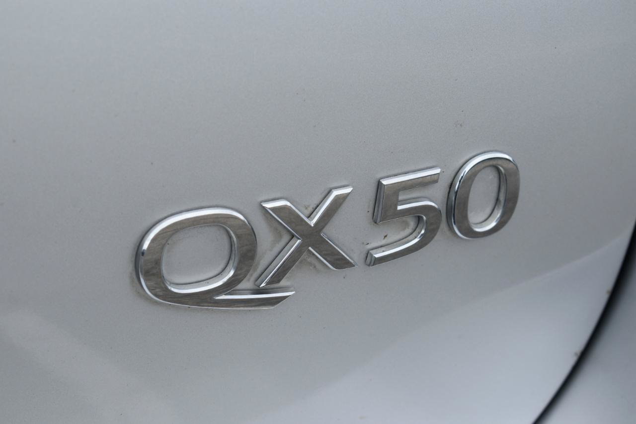 Used 2017 INFINITI QX50 2WD w/ Premium Plus Package image 47