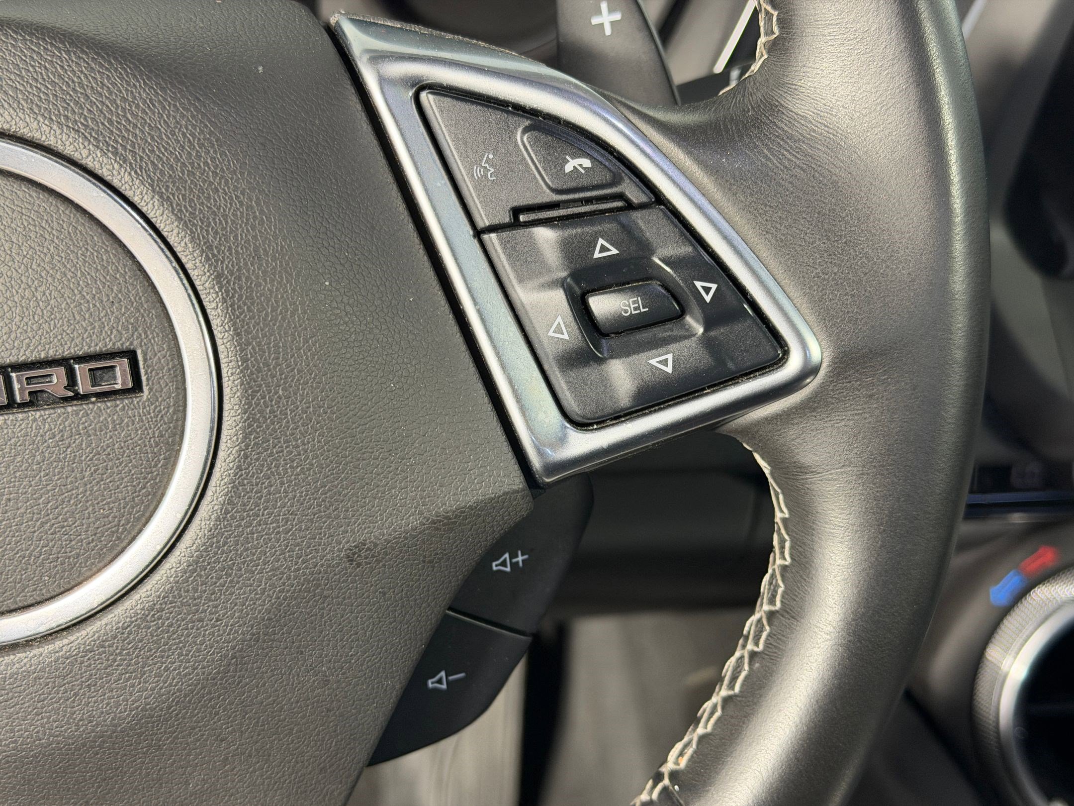 Used 2022 Chevrolet Camaro LT w/ RS Package image 25