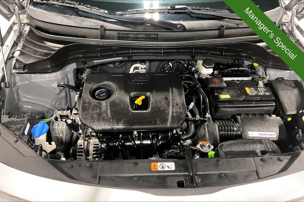 Used 2025 Kia Soul LX FWD image 11