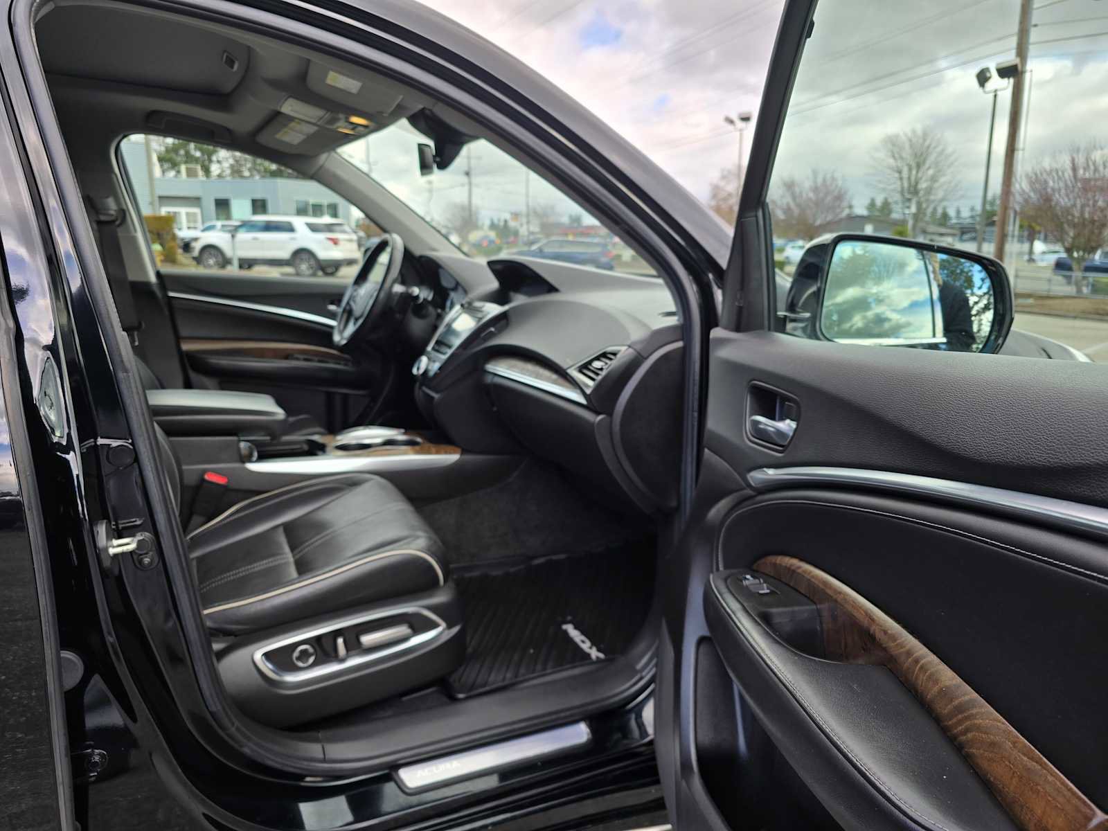 Used 2019 Acura MDX SH-AWD w/ Advance Package image 11