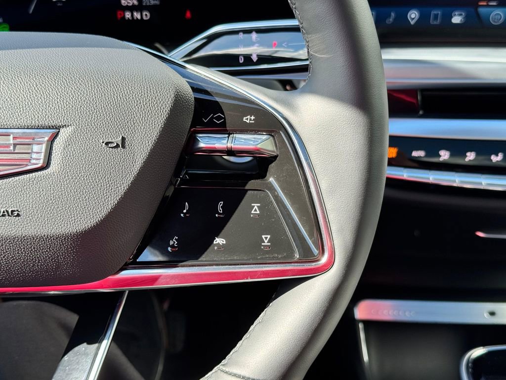 Used 2025 Cadillac Lyriq Sport image 28