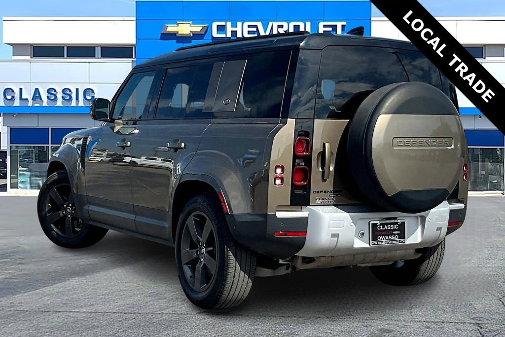 Used 2020 Land Rover Defender 110 SE image 4