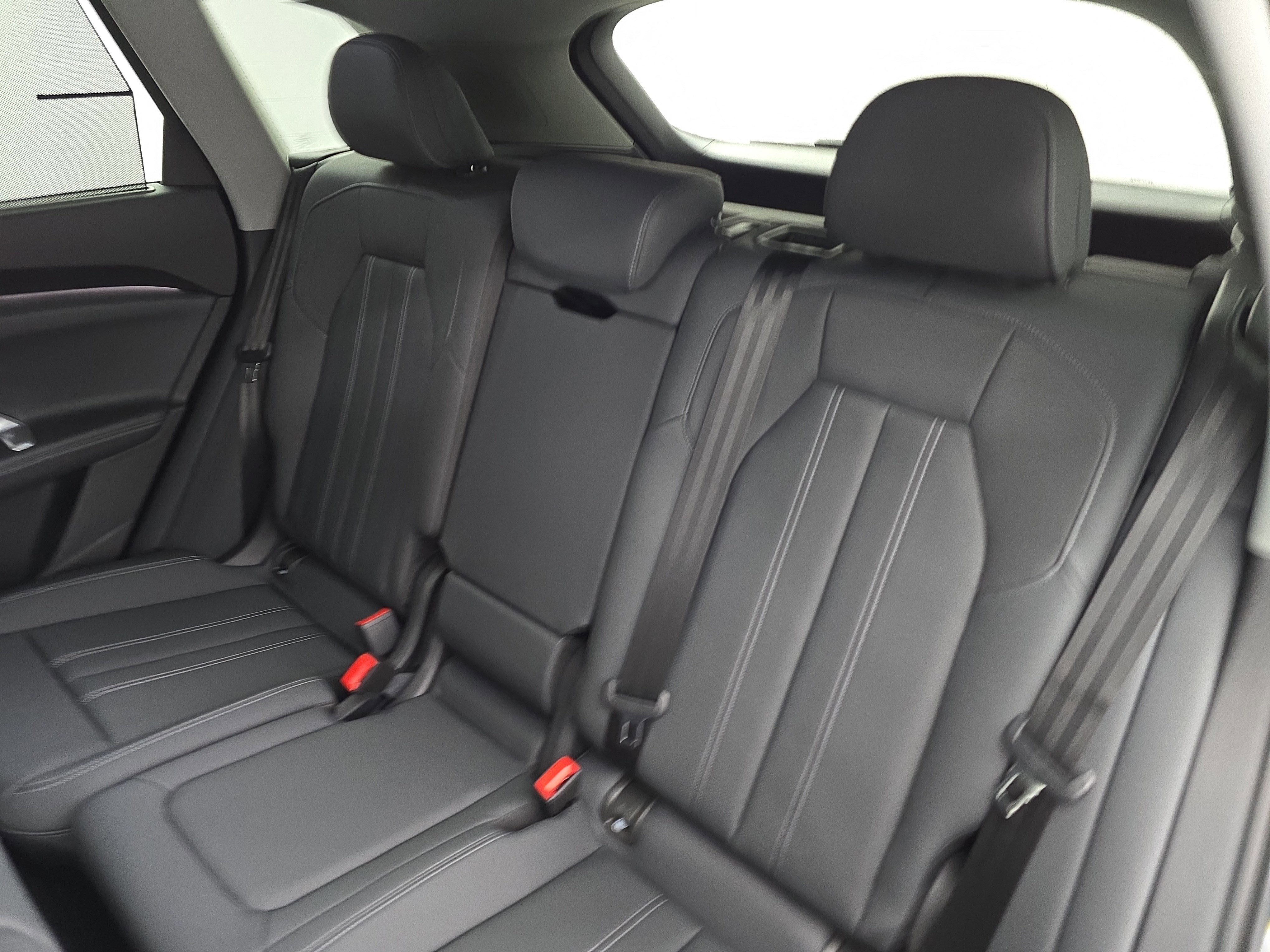 New 2025 Audi Q5 Premium Plus image 14