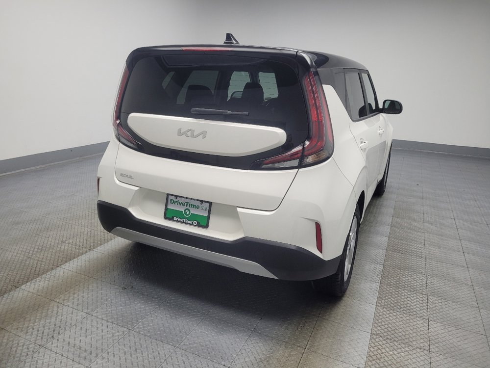 Used 2023 Kia Soul S image 7