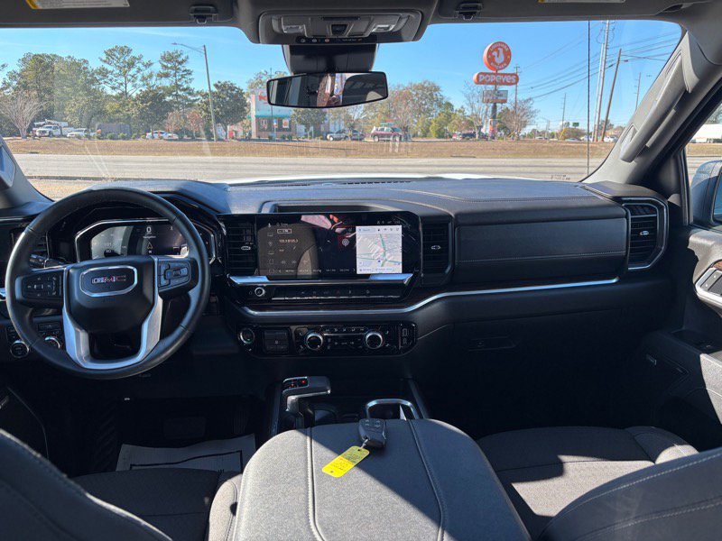 Used 2025 GMC Sierra 1500 Elevation w/ Preferred Package image 9