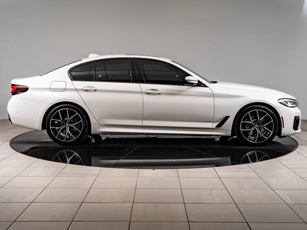 Used 2023 BMW 530i xDrive w/ M Sport Package AWD/4WD image 11