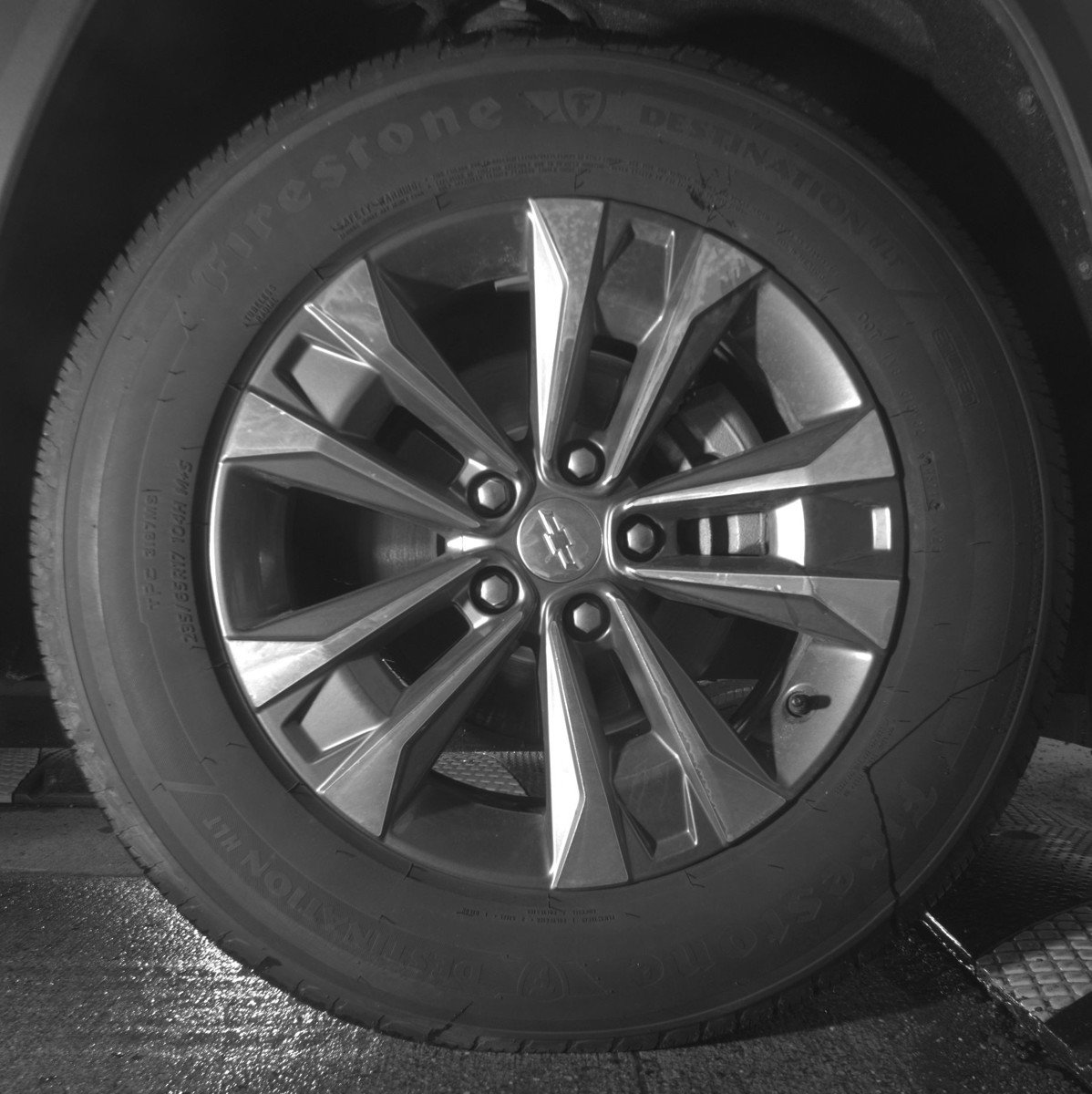 Used 2025 Chevrolet Equinox LT FWD image 13