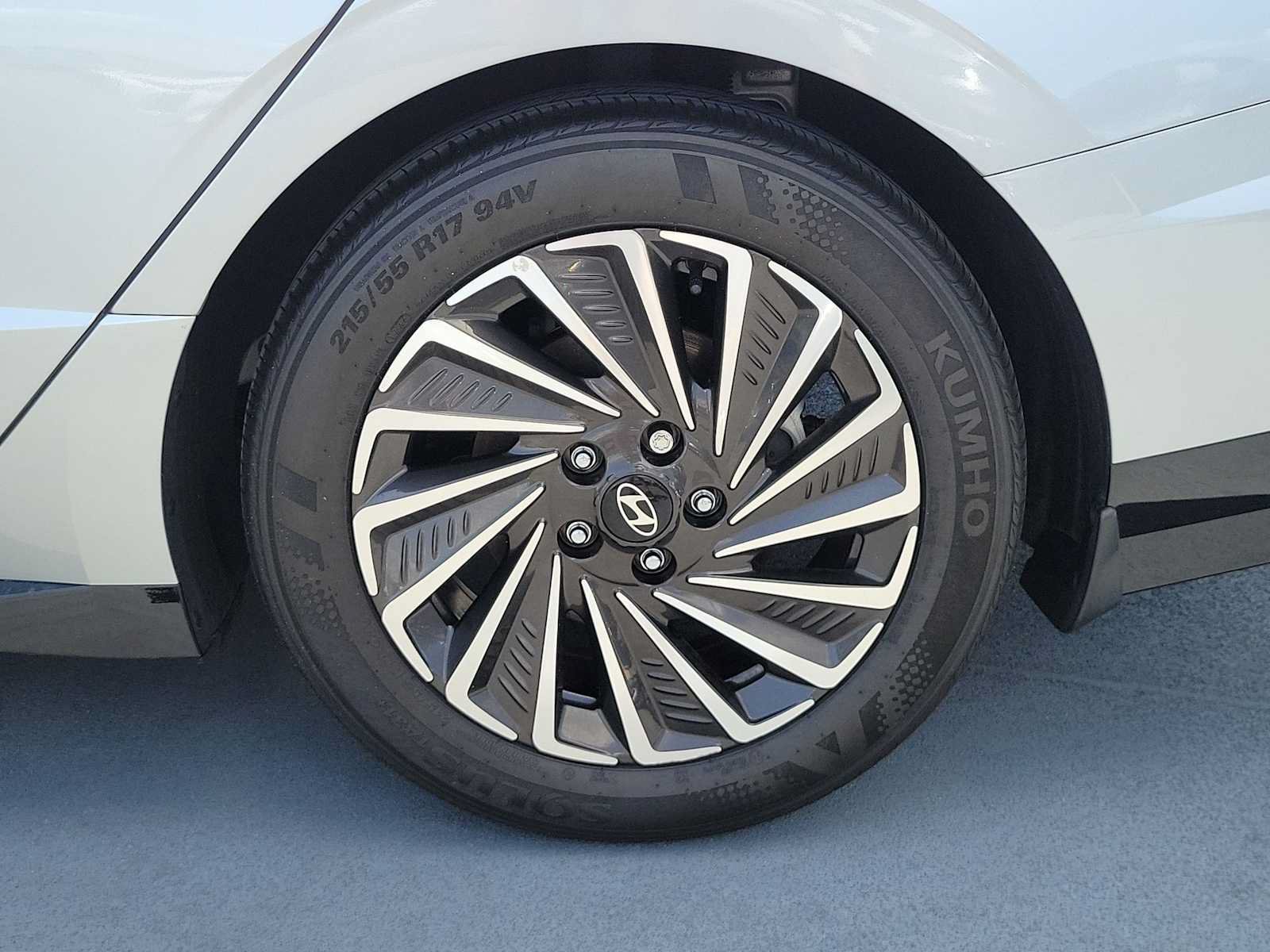 Used 2024 Hyundai Sonata SEL FWD image 18