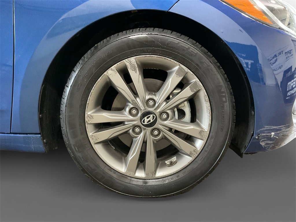 Used 2017 Hyundai Elantra SE image 15