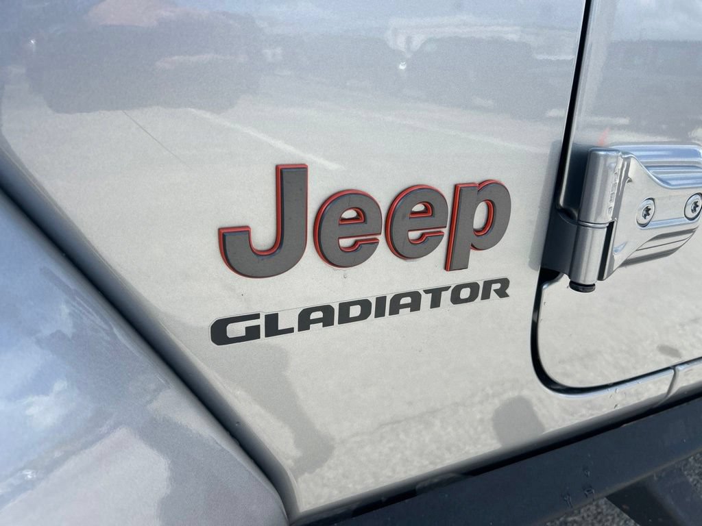 Used 2021 Jeep Gladiator Mojave w/ Dual Top Group AWD/4WD image 19