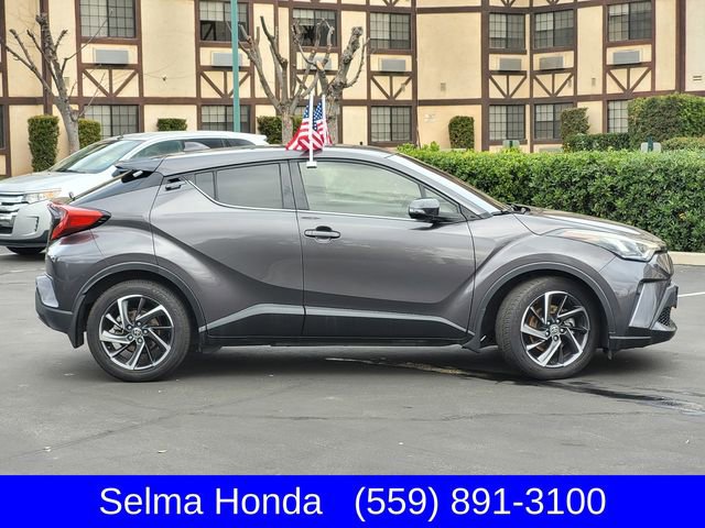 Used 2021 Toyota C-HR Limited image 4