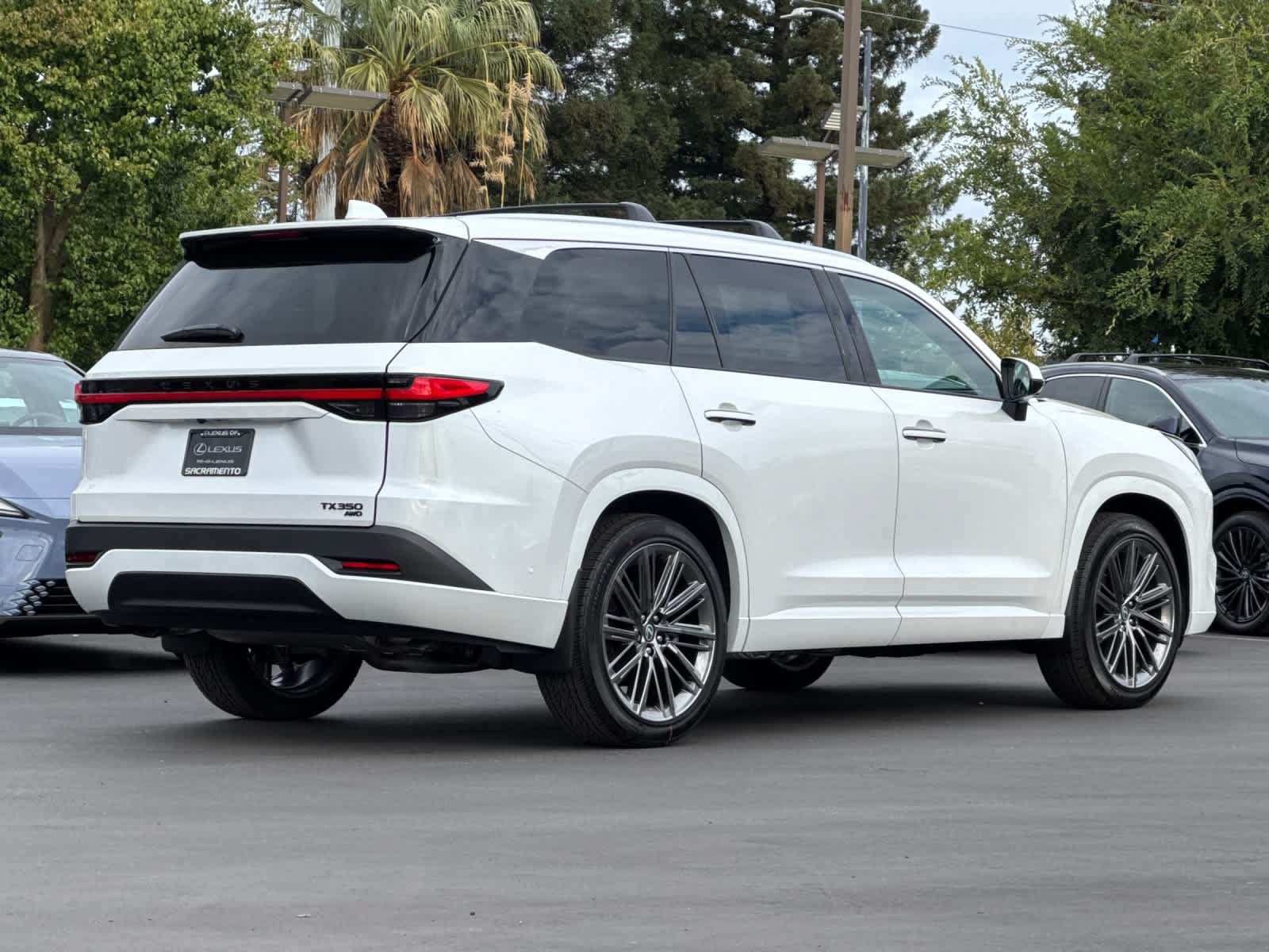 New 2026 Lexus TX 350 AWD image 2