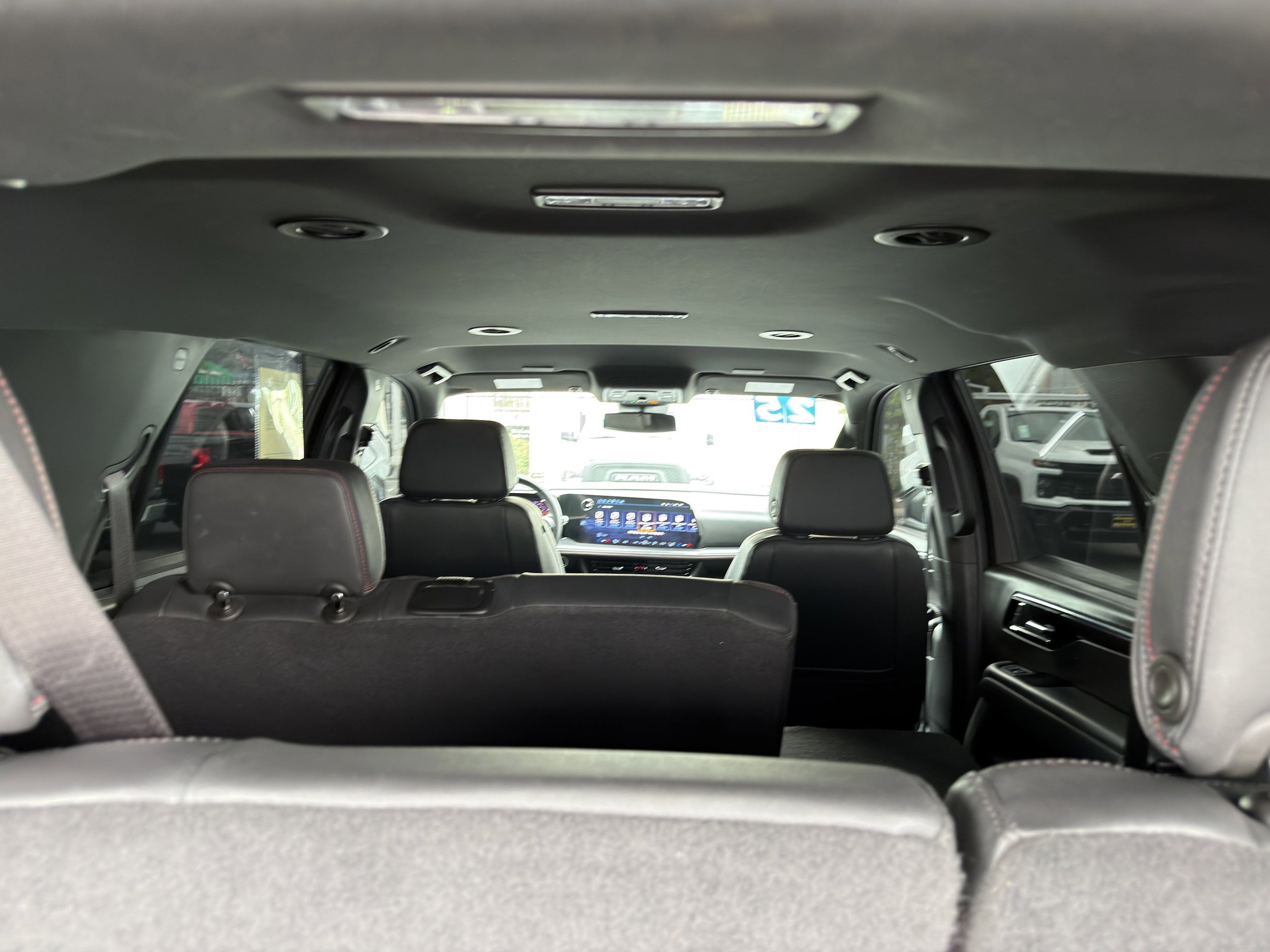 Used 2025 Chevrolet Tahoe RST RWD image 17