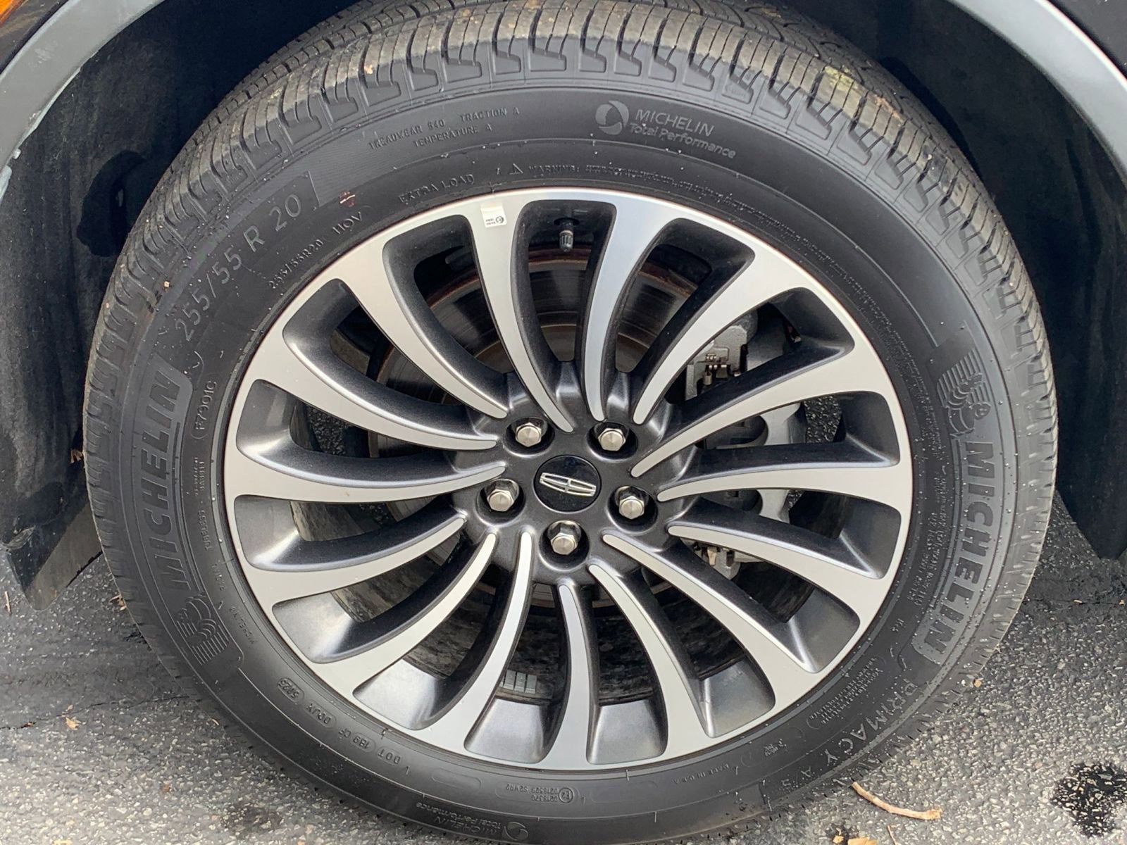 Used 2024 Lincoln Aviator Reserve image 33