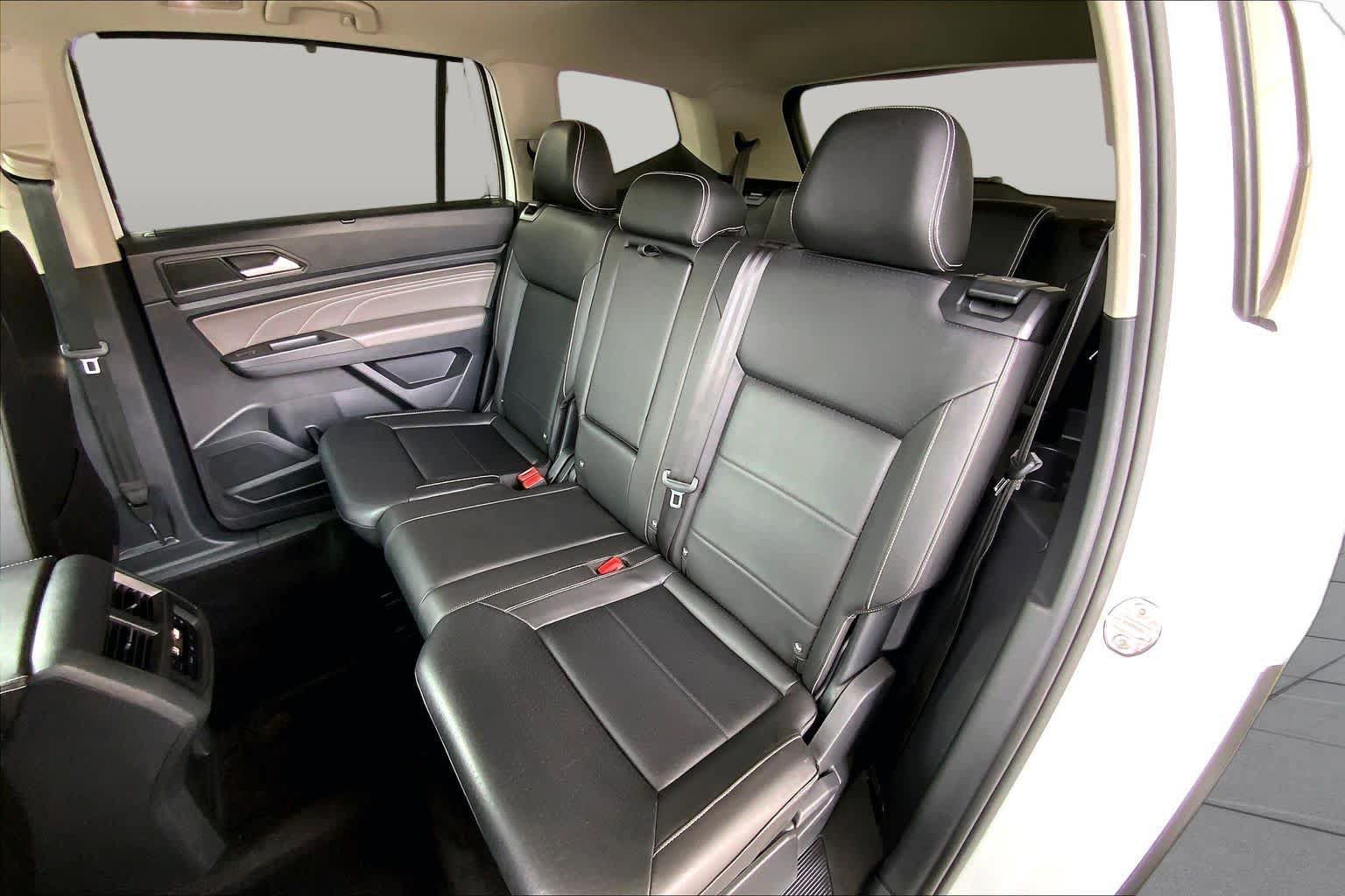Used 2023 Volkswagen Atlas SE w/ Panoramic Sunroof Package FWD image 21
