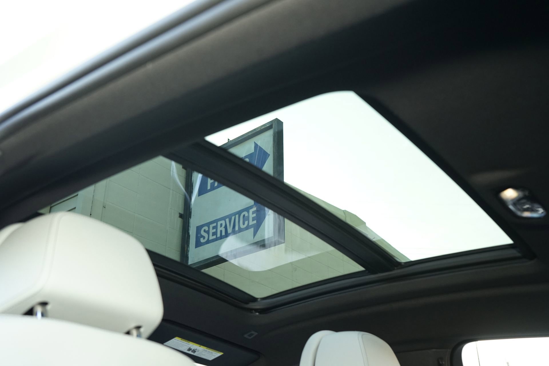 Used 2026 BMW X6 xDrive40i image 17