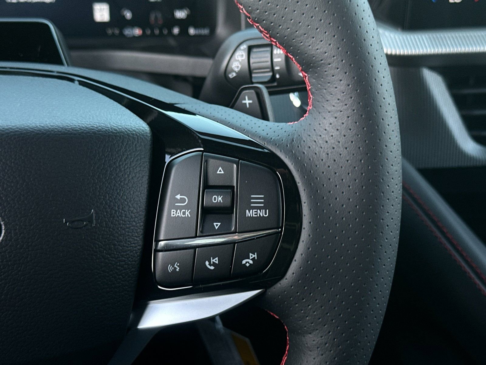 New 2026 Ford Explorer ST w/ Sun And Sound Package image 31