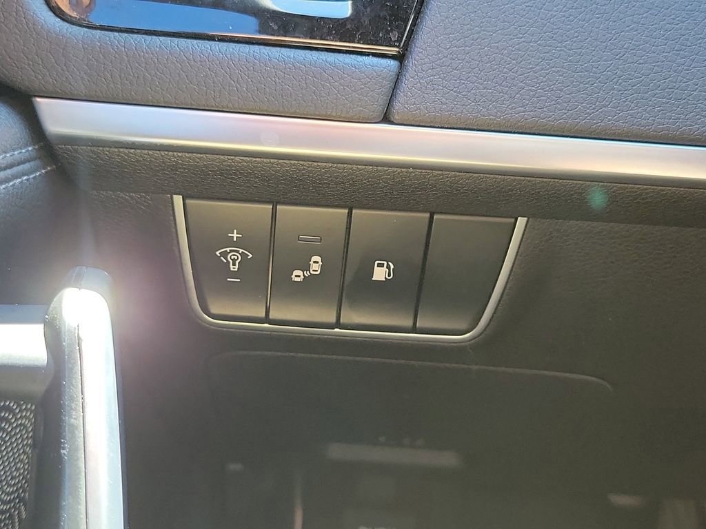 Used 2020 Kia Stinger GT-Line w/ Sun & Sound Package image 28