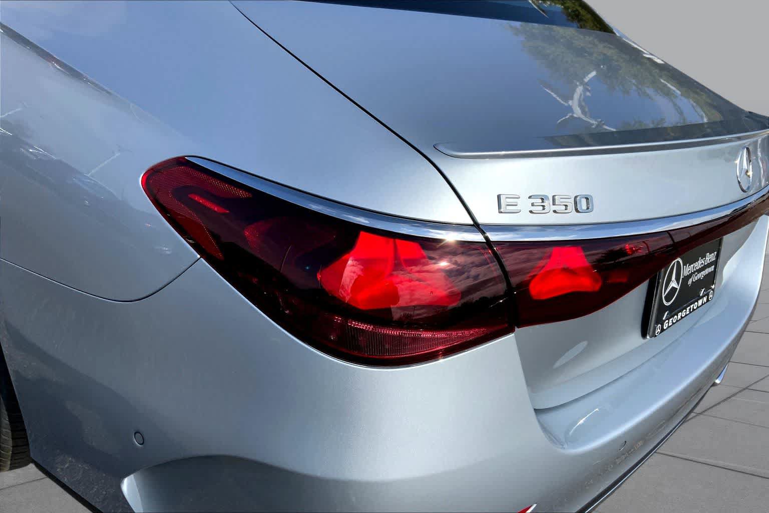 New 2025 Mercedes-Benz E 350 4MATIC Sedan image 6