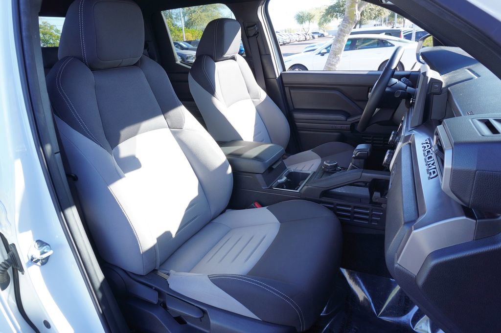 Used 2024 Toyota Tacoma TRD Sport image 14