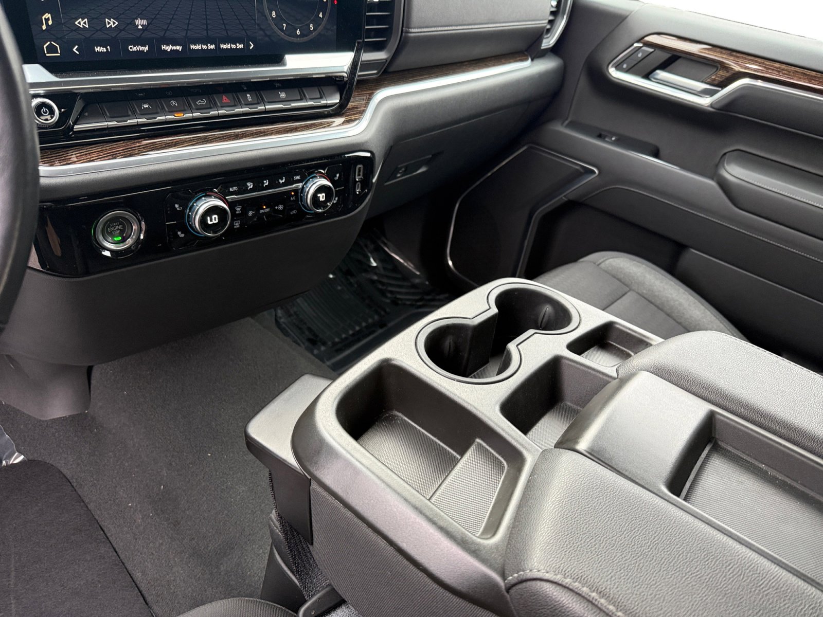 Used 2022 GMC Sierra 1500 Elevation image 13