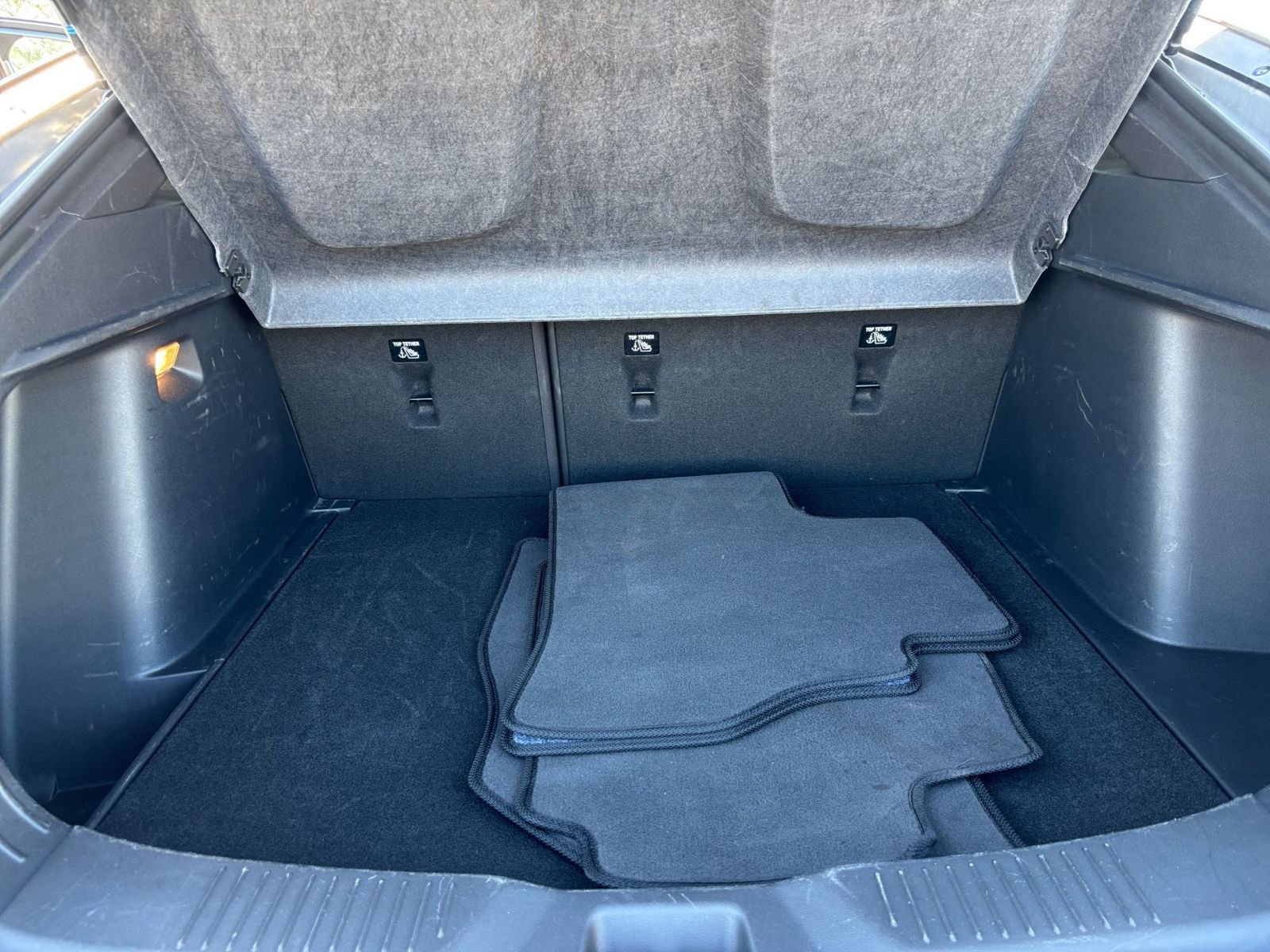 Used 2025 Buick Envista Sport Touring image 29