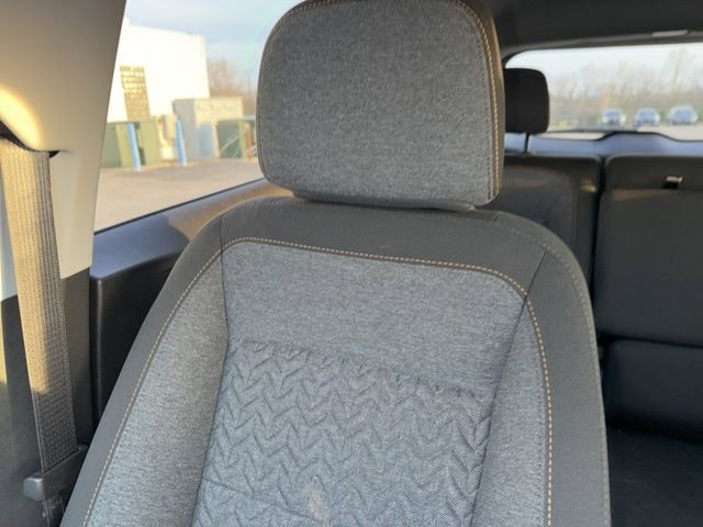 Used 2024 Chevrolet Equinox LT image 48