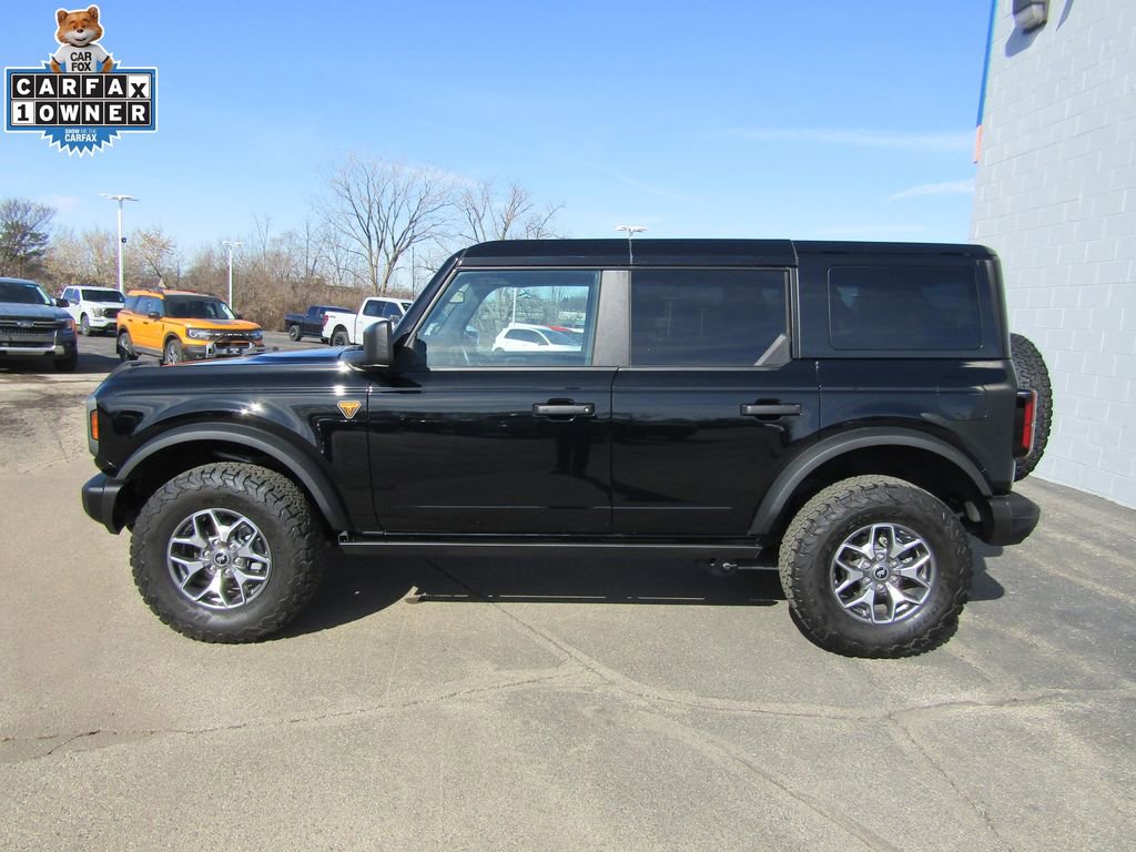 Used 2025 Ford Bronco Badlands AWD/4WD image 2