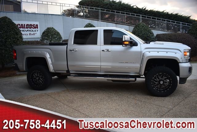 Used 2019 GMC Sierra 2500 Denali w/ Duramax Plus Package image 12