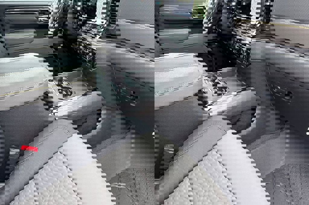 New 2026 Chevrolet Silverado 2500 ZR2 w/ LPO, Dark Essentials Package image 15