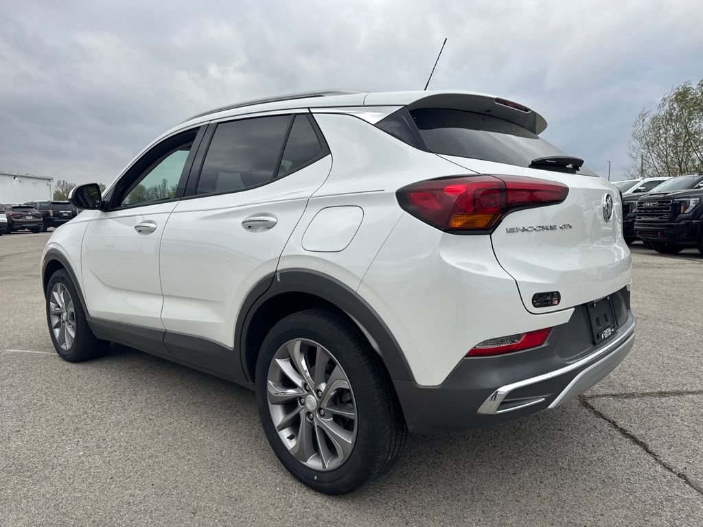 Used 2023 Buick Encore GX Essence w/ Experience Buick Package image 4