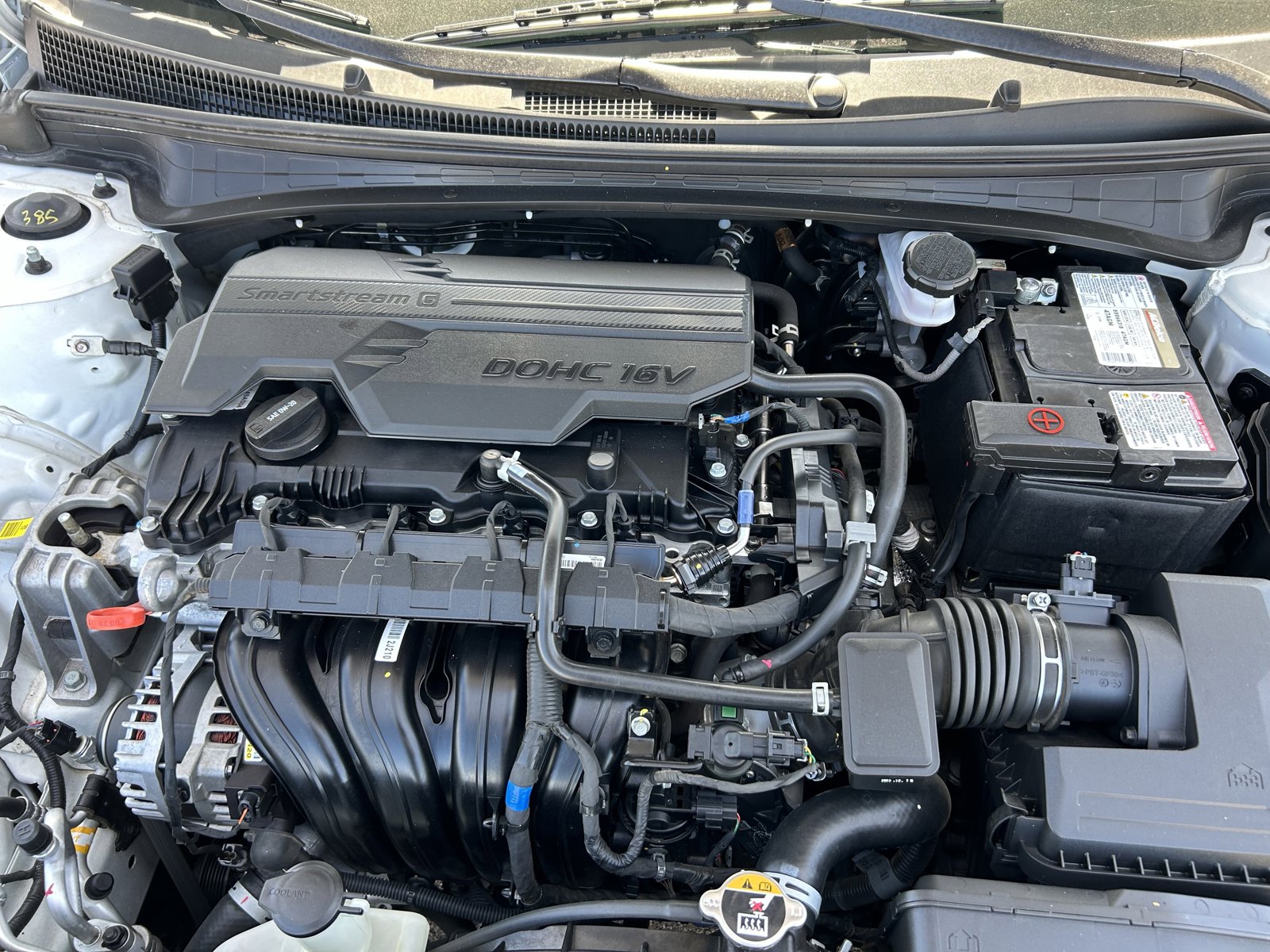 Used 2024 Hyundai Elantra SEL FWD image 31