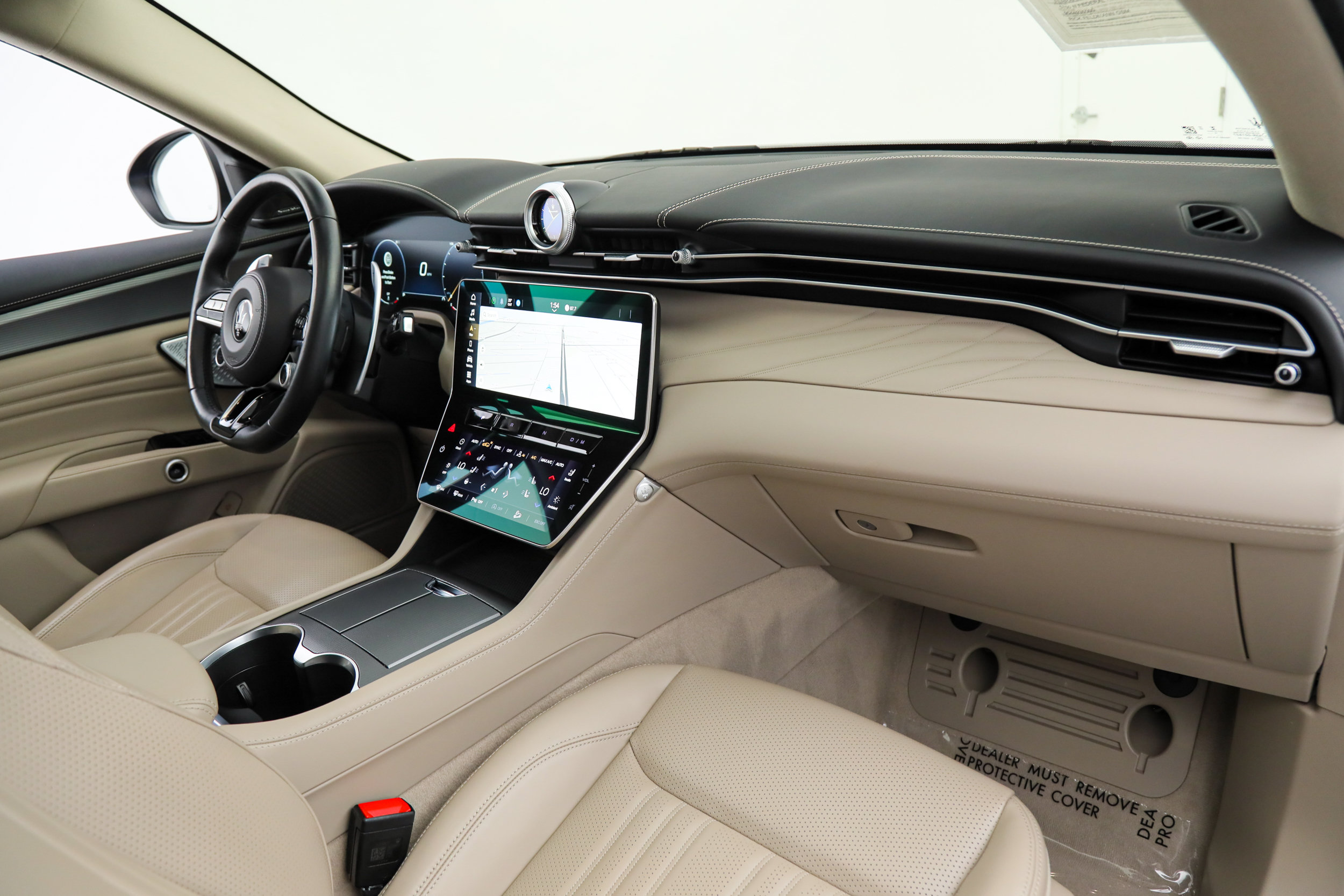 Certified 2023 Maserati Grecale Modena AWD/4WD image 10